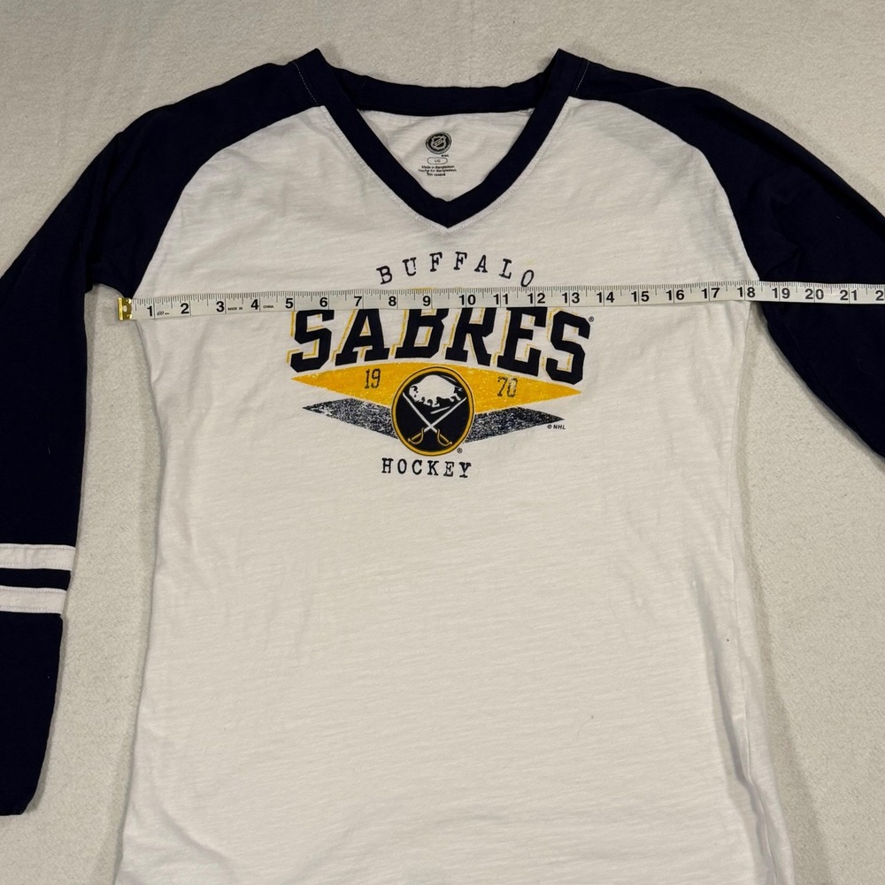 Buffalo Sabres Womens L Long Sleeve V Neck Raglan Tee NHL Navy White - Picture 6 of 8